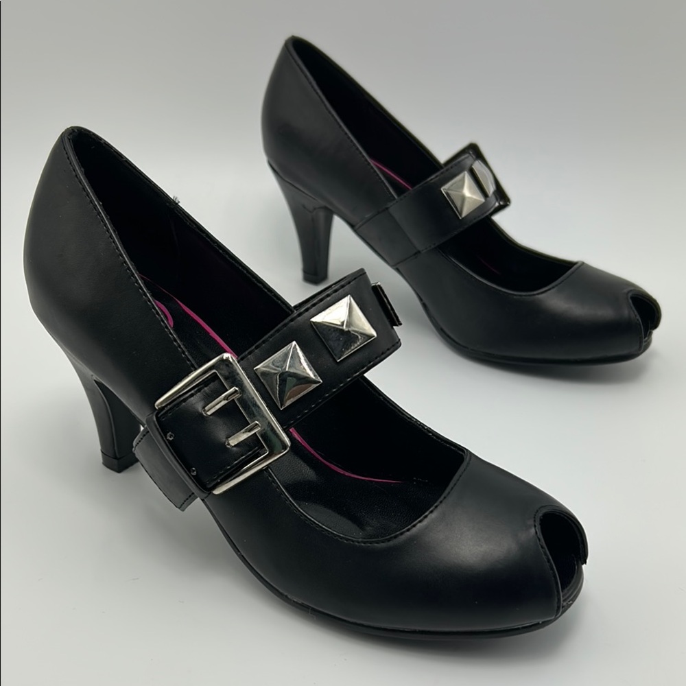 VTG 2008 T.U.K Studded Buckle Mary Jane Pumps Black Punk Mall Goth Archive 6 New
